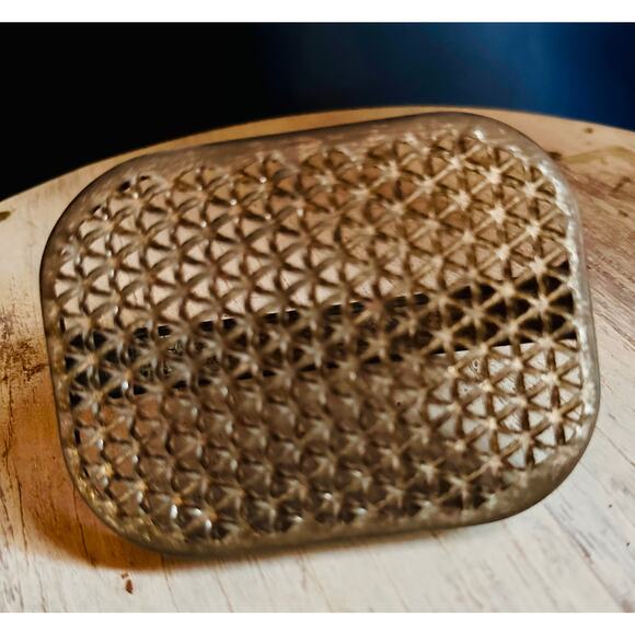 Antique Tin Hand-held Grater with unusual grater pattern, circa 1920 - Picture 6 of 9